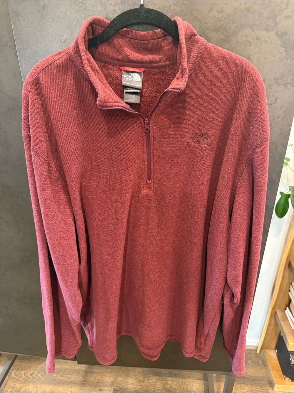 The North Face Men's Quarter-Zip Fleece Hoodie — Brick Red